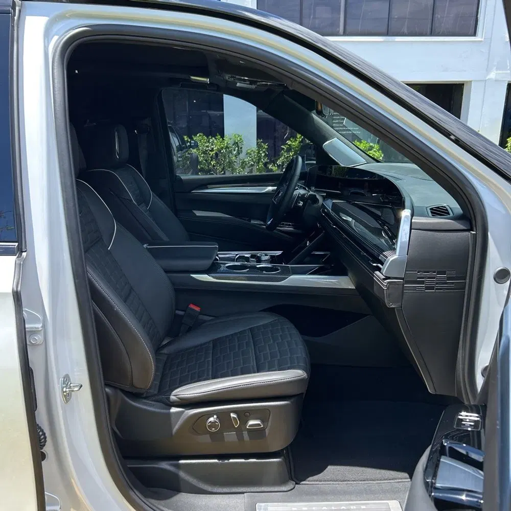 2025 Cadillac Escalade-V Base