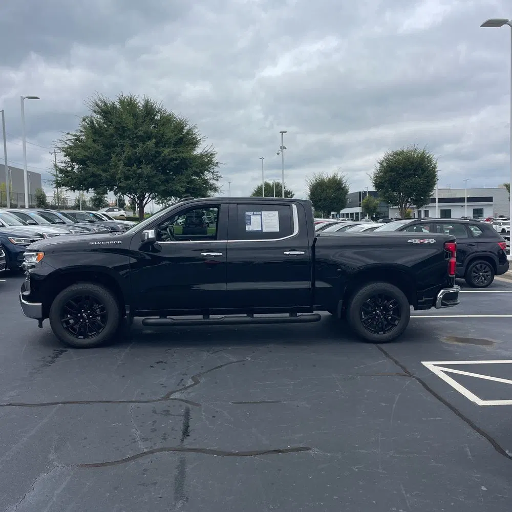2024 Chevrolet Silverado 1500 LTZ