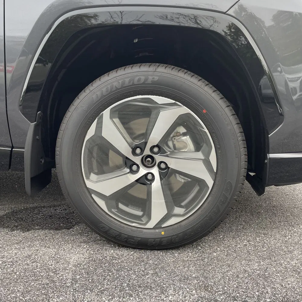 2025 Toyota RAV4 Plug-in Hybrid SE