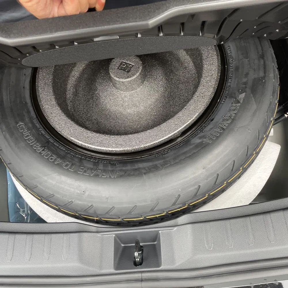 2025 Toyota RAV4 Plug-in Hybrid SE