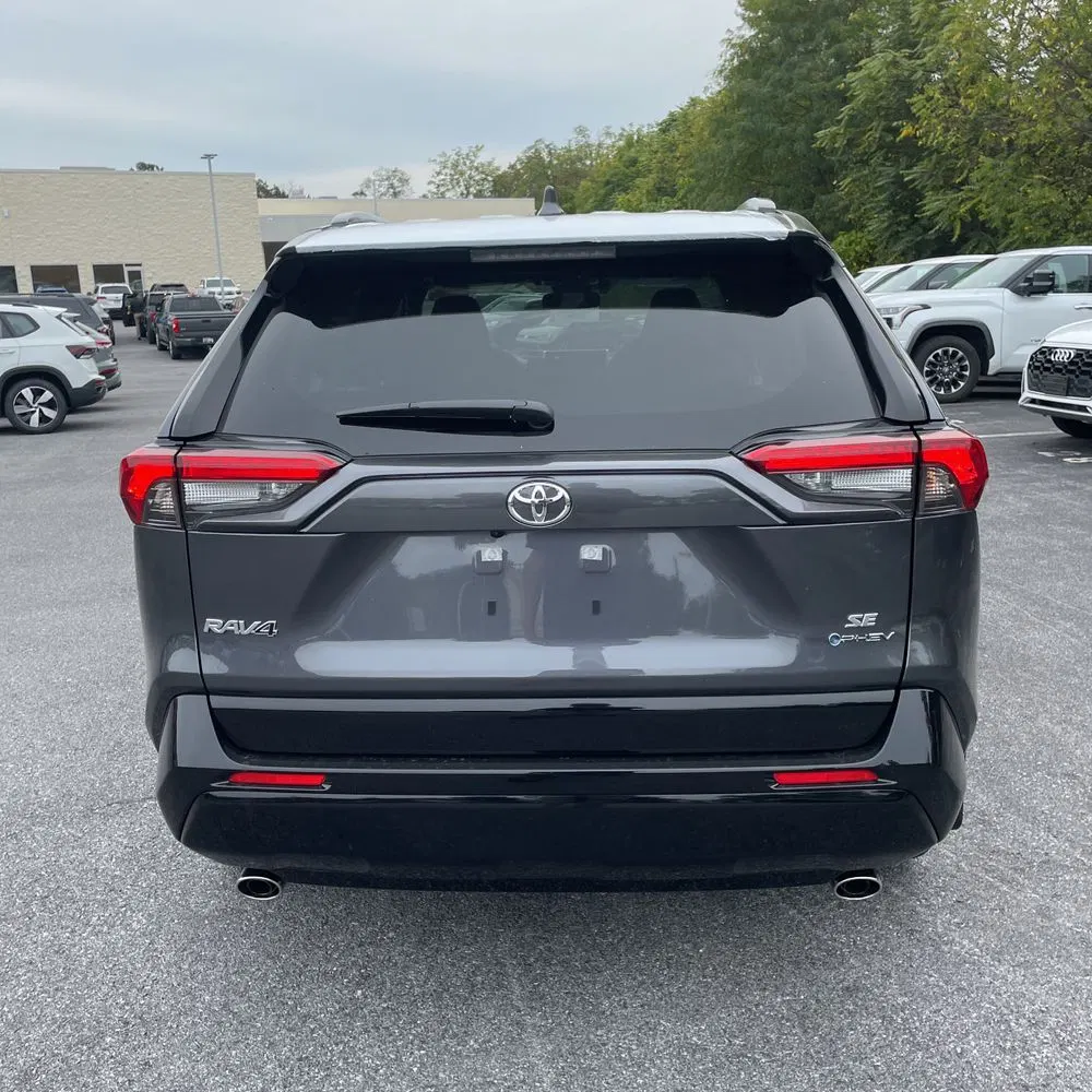 2025 Toyota RAV4 Plug-in Hybrid SE