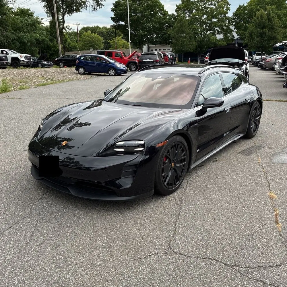 2022 Porsche Taycan GTS Sport Turismo