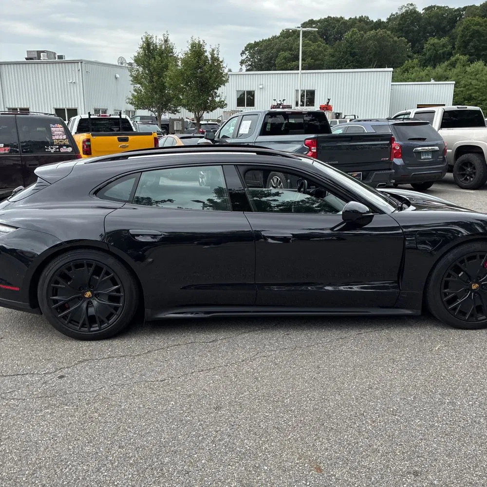 2022 Porsche Taycan GTS Sport Turismo