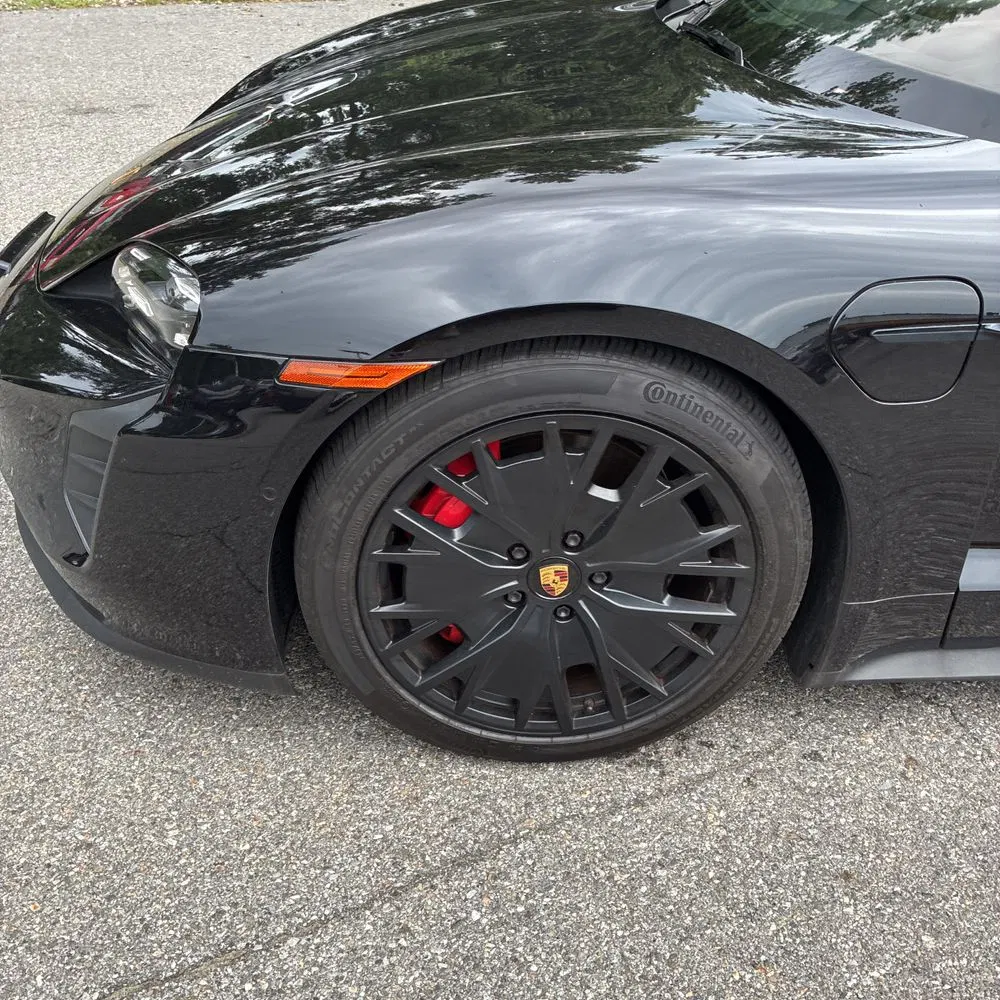 2022 Porsche Taycan GTS Sport Turismo