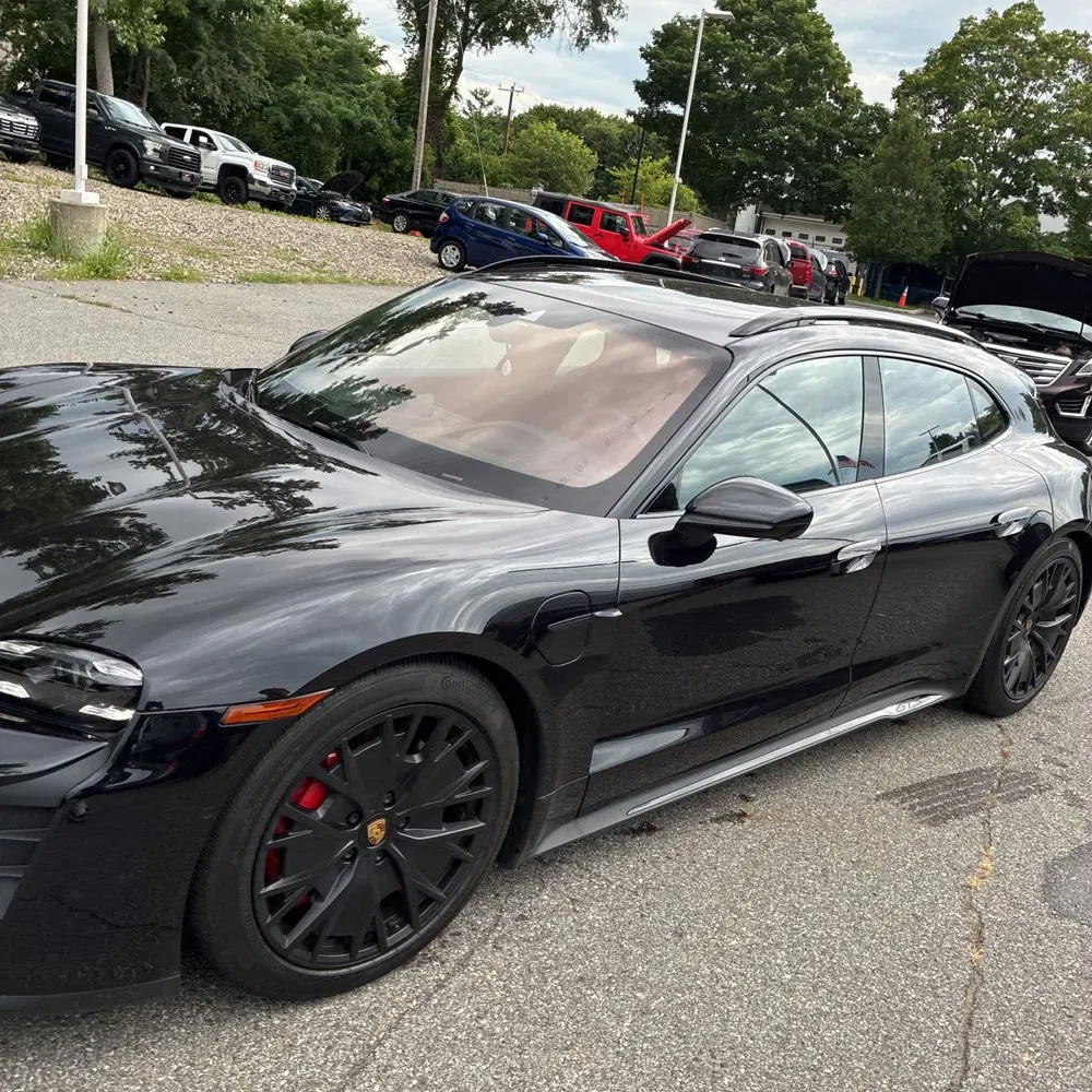 2022 Porsche Taycan GTS Sport Turismo
