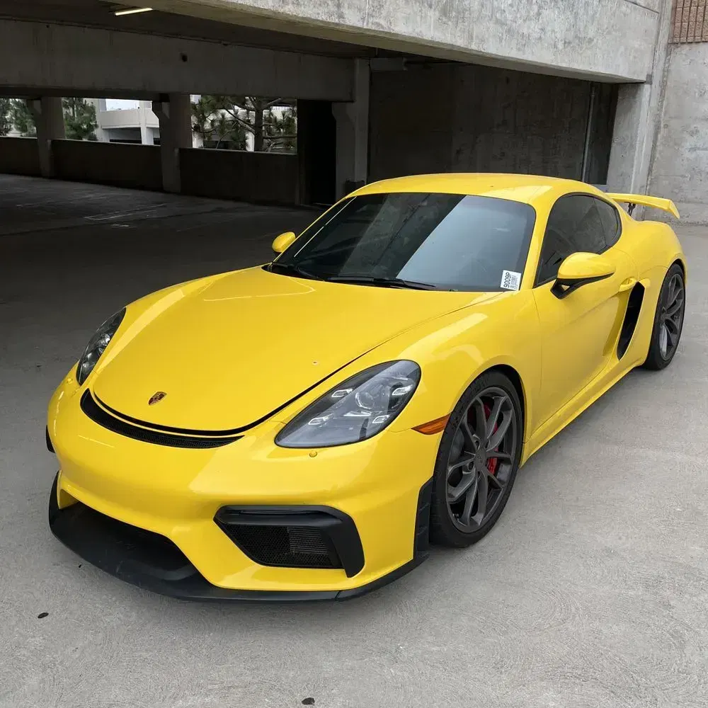 2021 Porsche 718 Cayman GT4