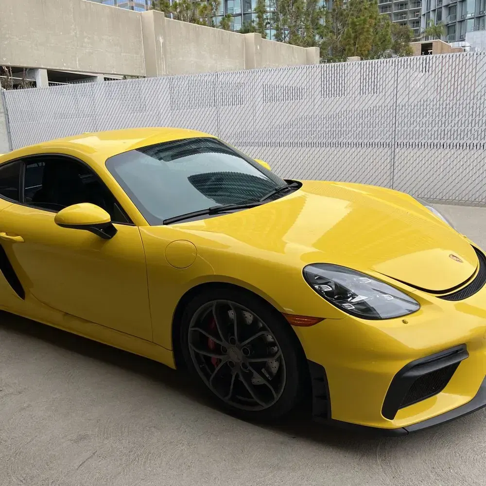 2021 Porsche 718 Cayman GT4