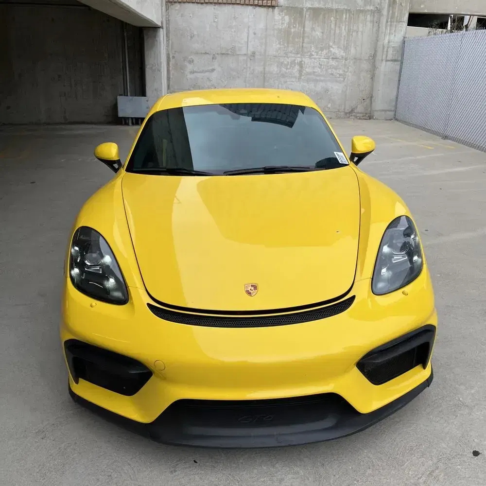 2021 Porsche 718 Cayman GT4