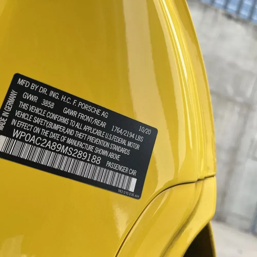 2021 Porsche 718 Cayman GT4