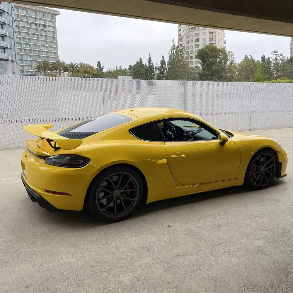 2021 Porsche 718 Cayman GT4