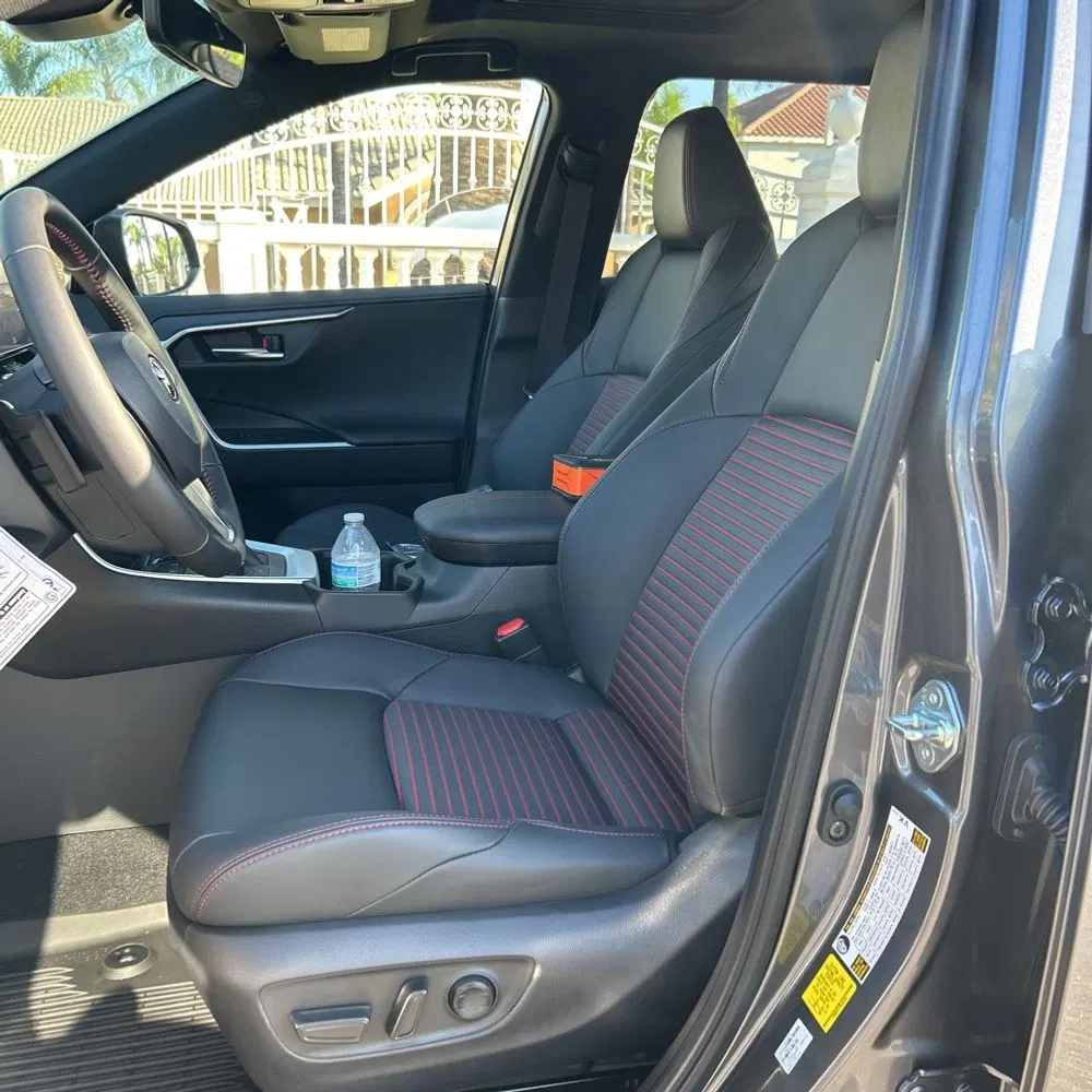 2025 Toyota RAV4 Plug-in Hybrid XSE