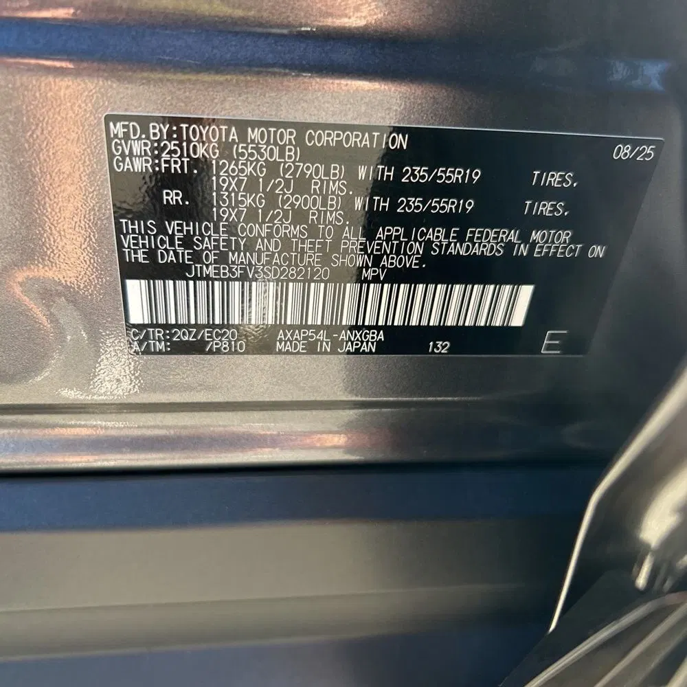 2025 Toyota RAV4 Plug-in Hybrid XSE