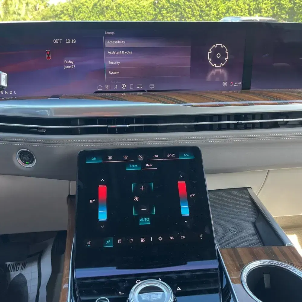 2025 Cadillac Escalade Sport Platinum