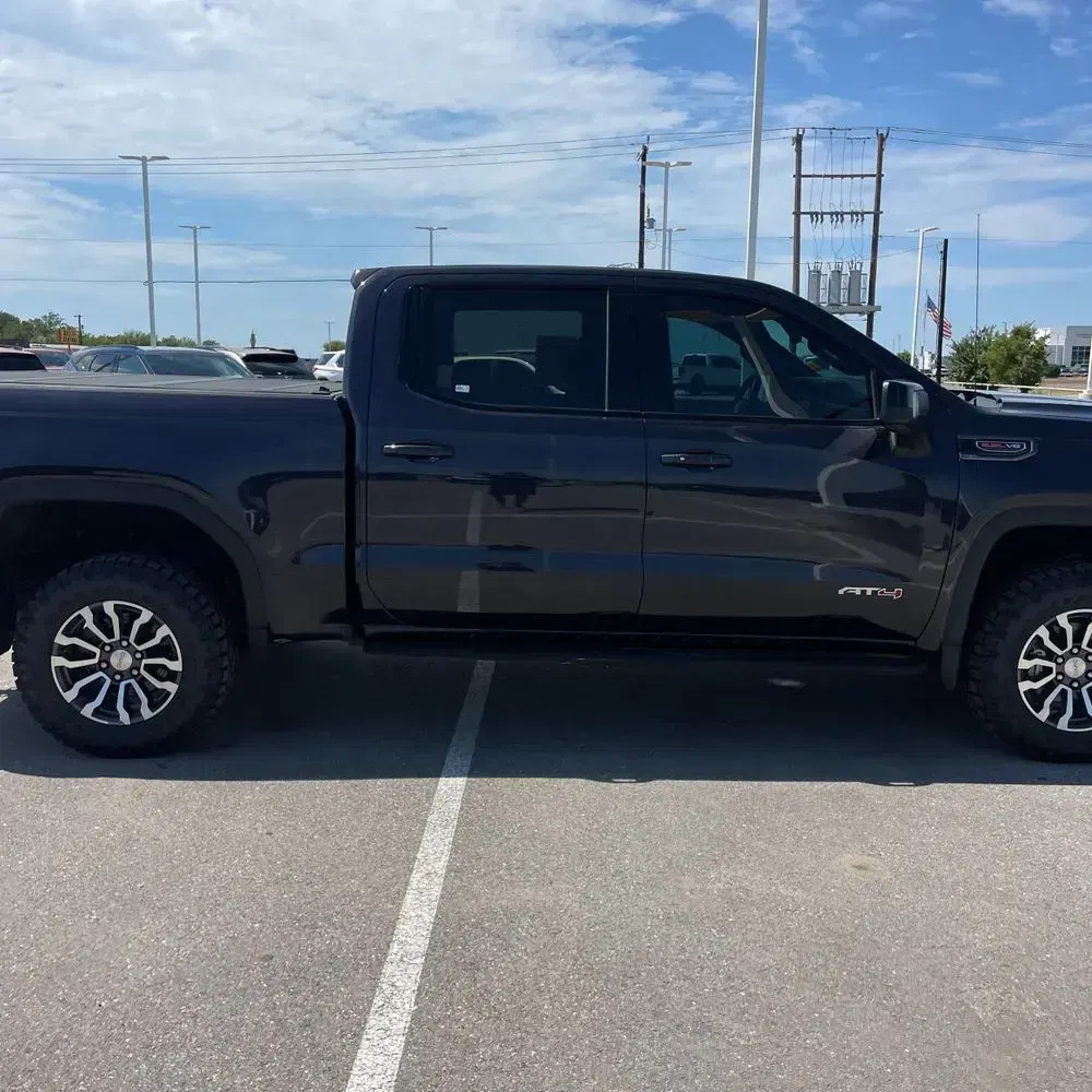 2022 GMC Sierra 1500 AT4