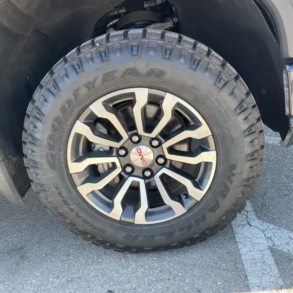 2022 GMC Sierra 1500 AT4