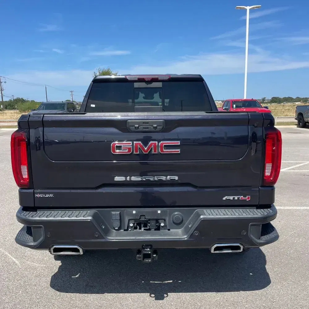2022 GMC Sierra 1500 AT4