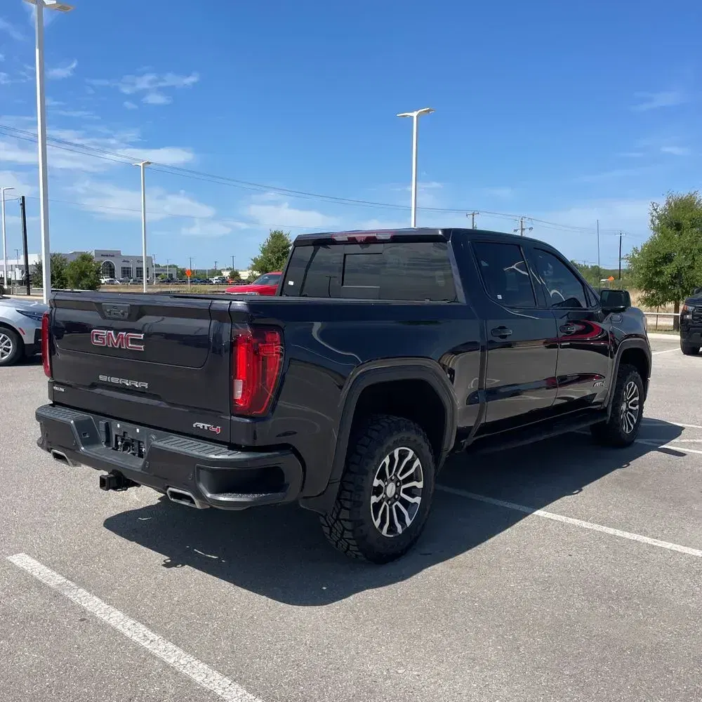 2022 GMC Sierra 1500 AT4