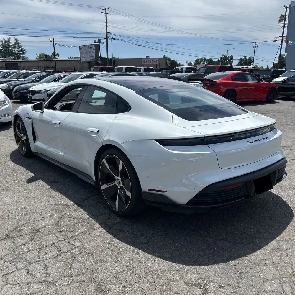 2020 Porsche Taycan Turbo S