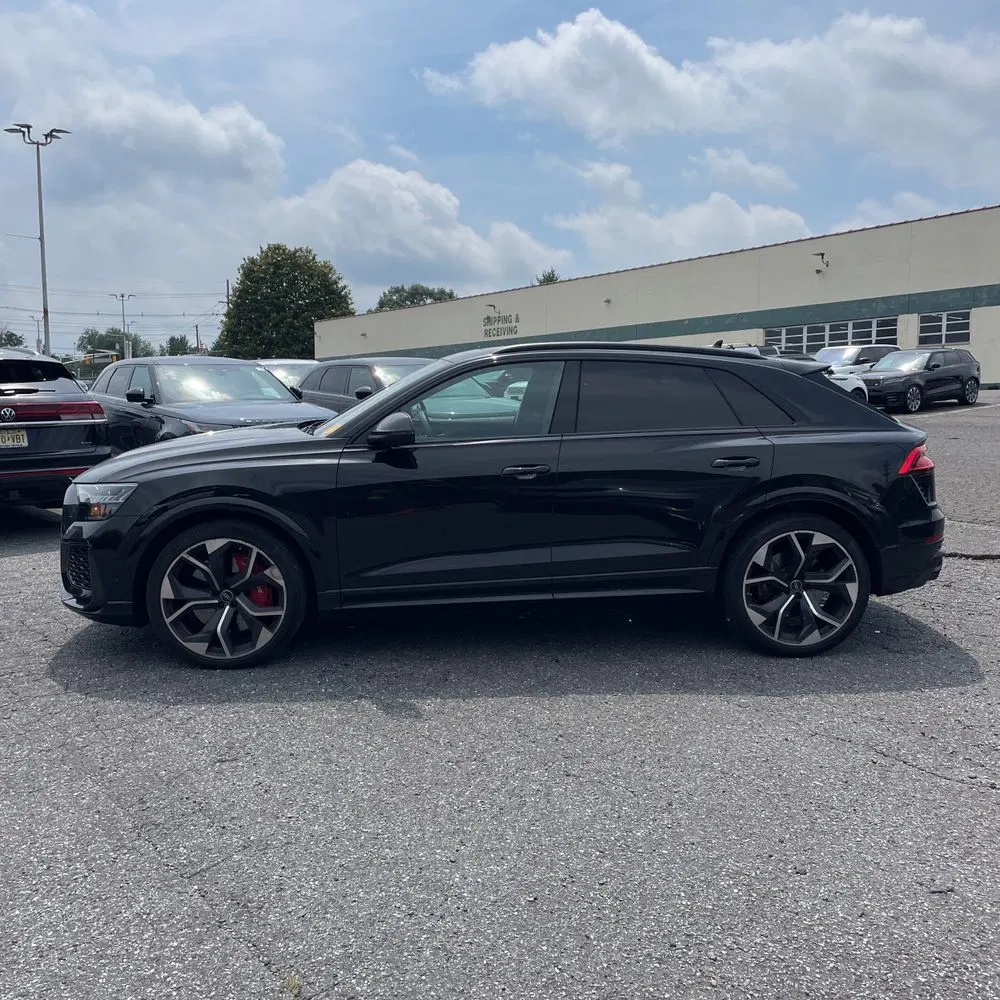 2024 Audi RS Q8 Base