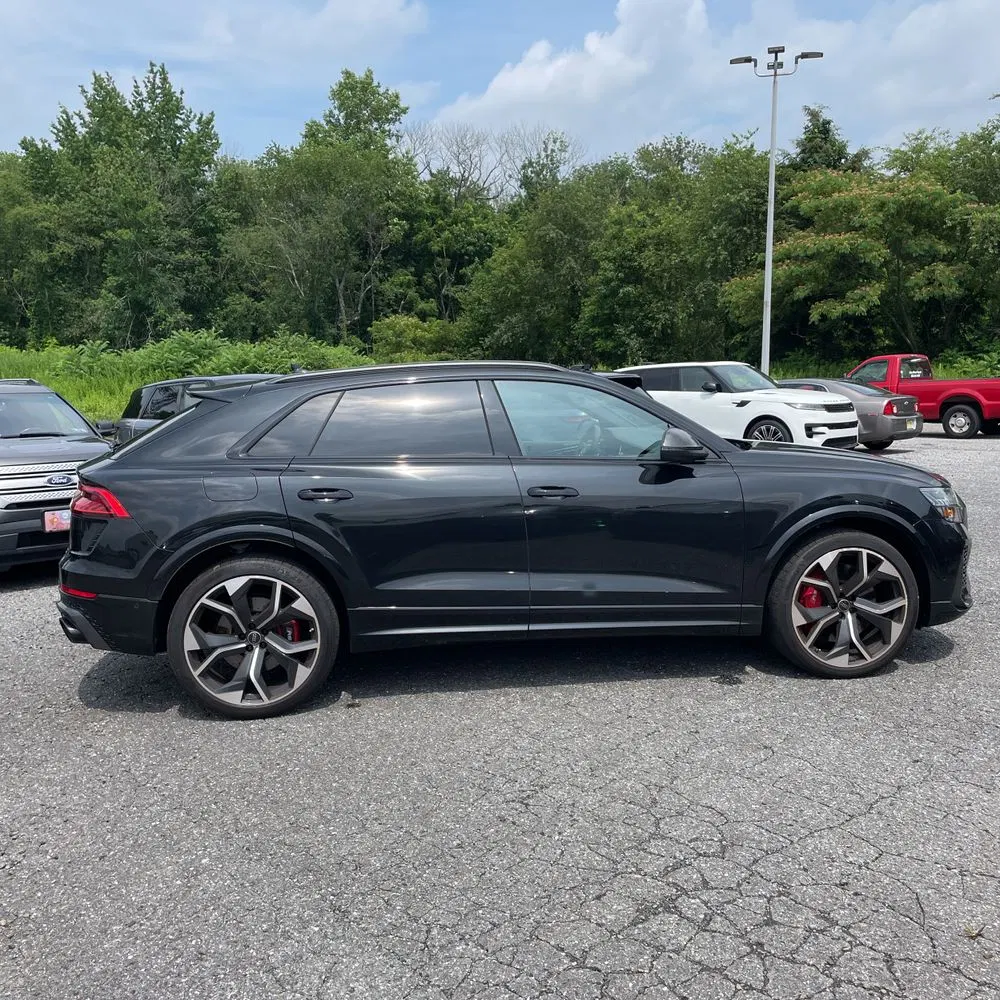2024 Audi RS Q8 Base