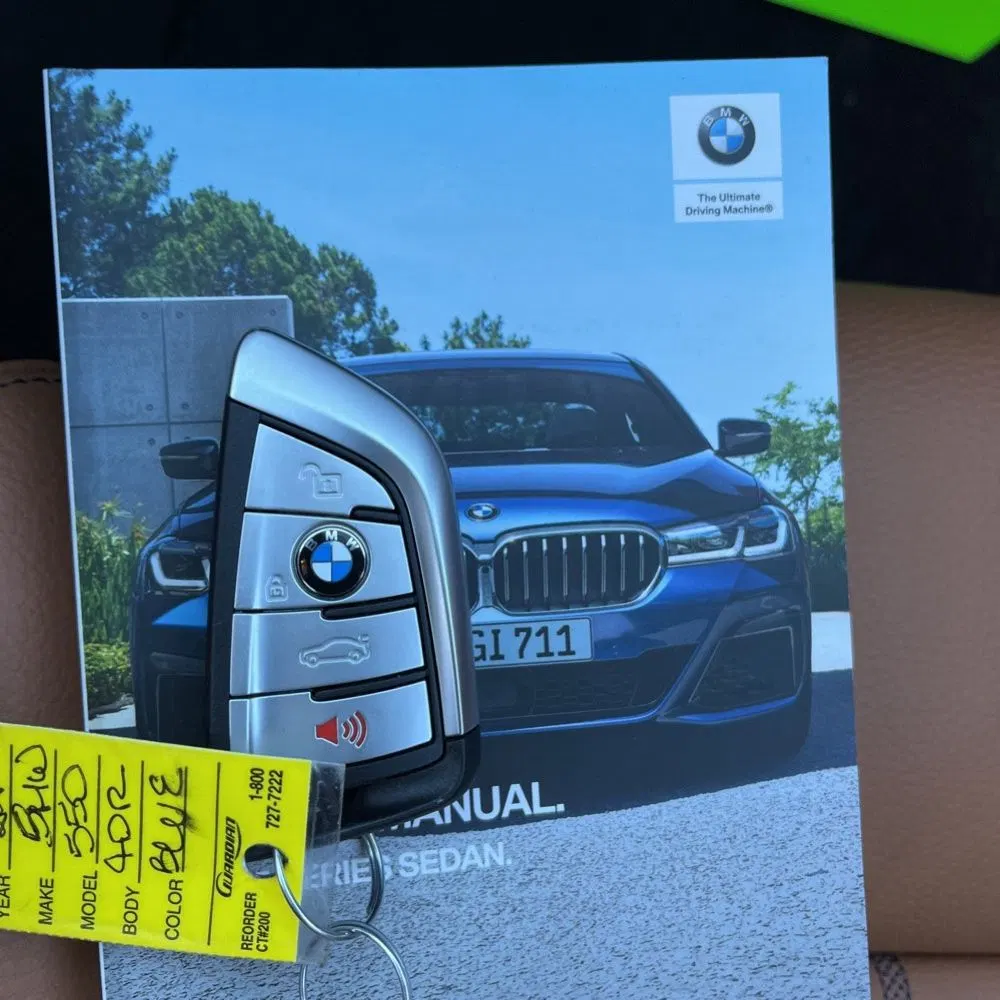 2022 BMW 5-Series M550xi