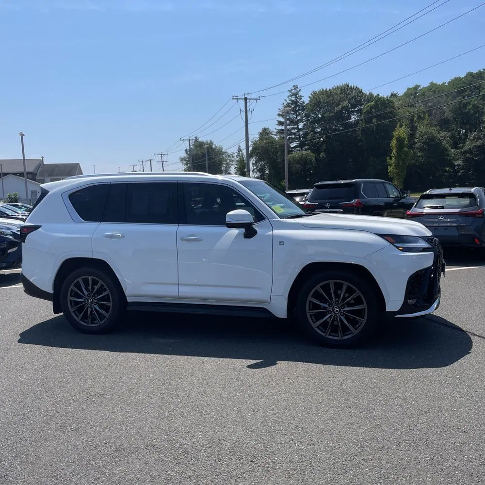2023 Lexus LX 600 F SPORT Handling