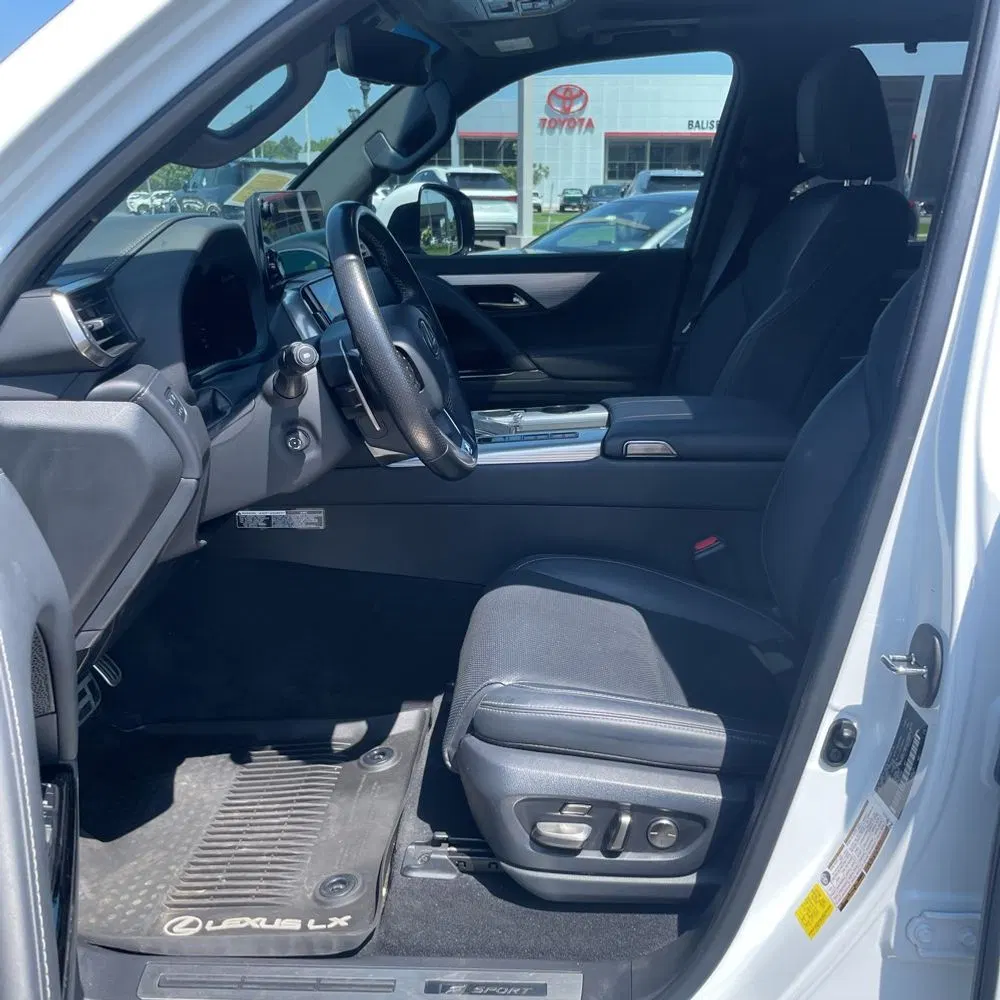 2023 Lexus LX 600 F SPORT Handling