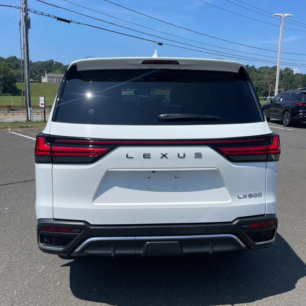 2023 Lexus LX 600 F SPORT Handling