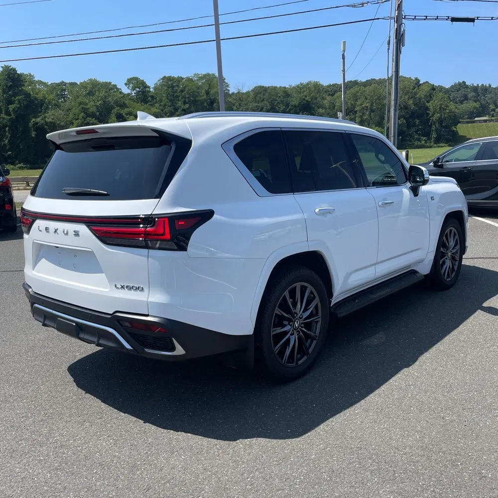 2023 Lexus LX 600 F SPORT Handling