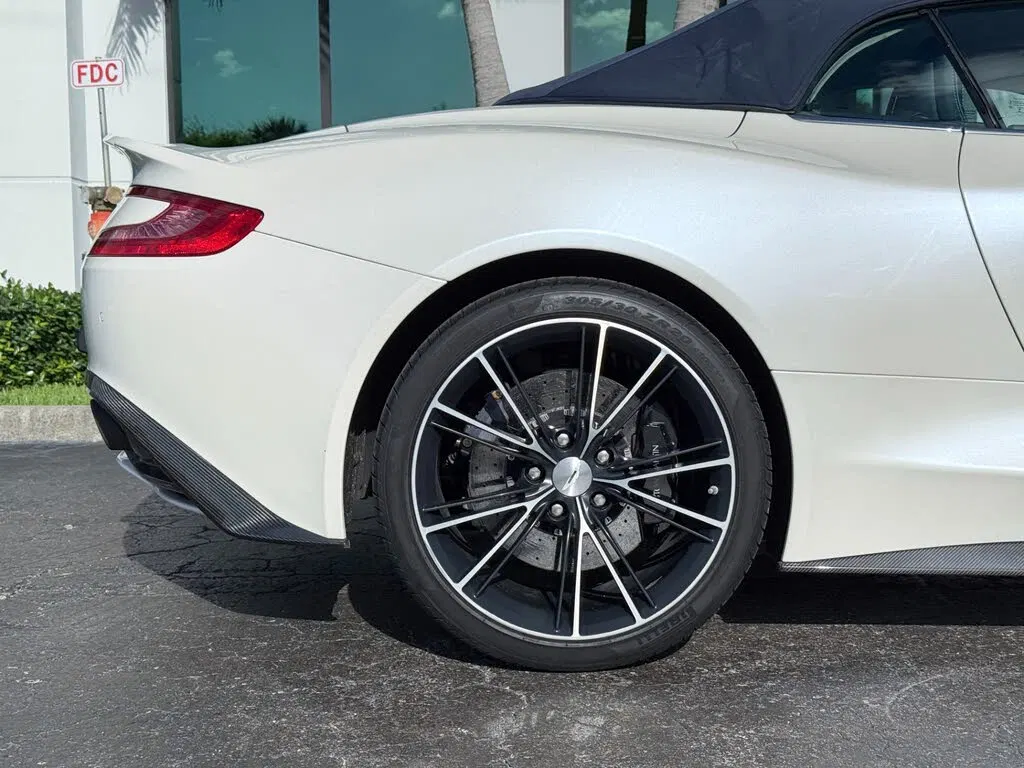 2014 Aston Martin Vanquish Volante Convertible RWD