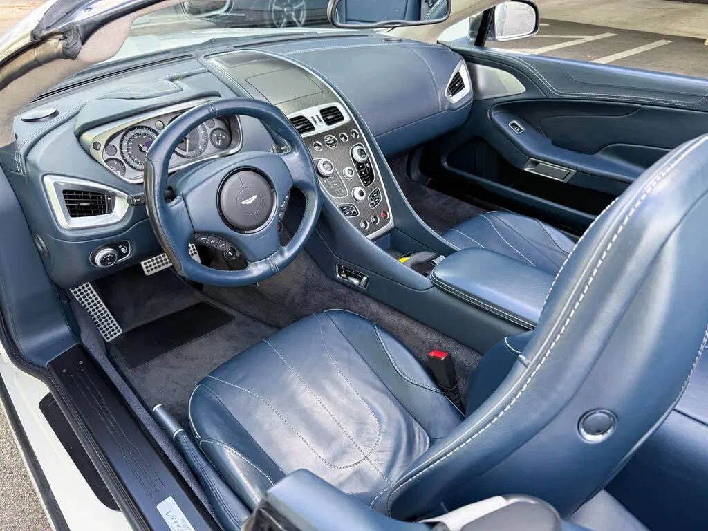 2014 Aston Martin Vanquish Volante Convertible RWD