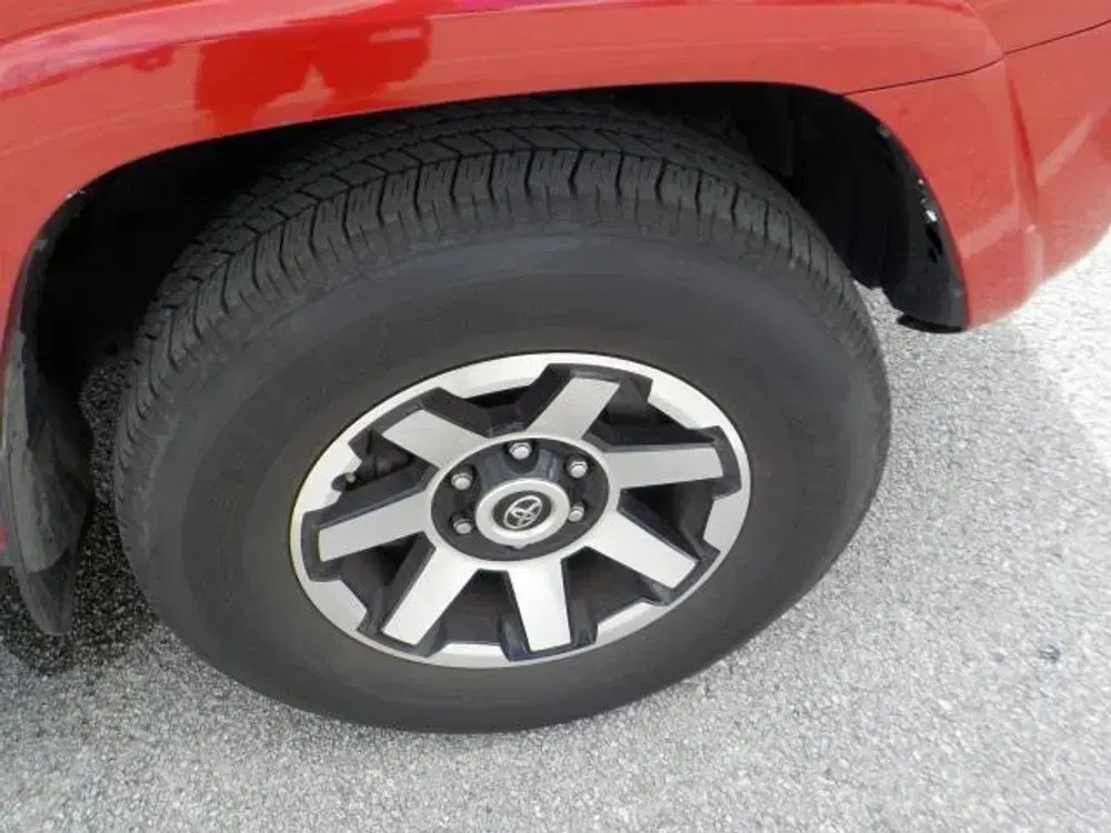 2024 Toyota 4Runner TRD Off Road