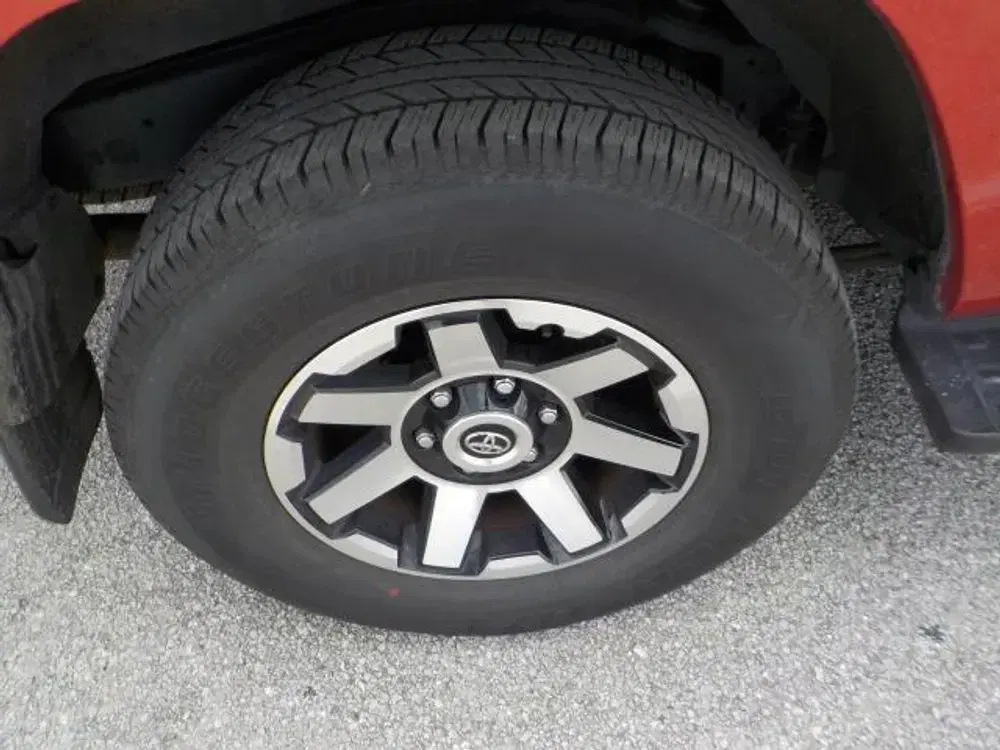 2024 Toyota 4Runner TRD Off Road