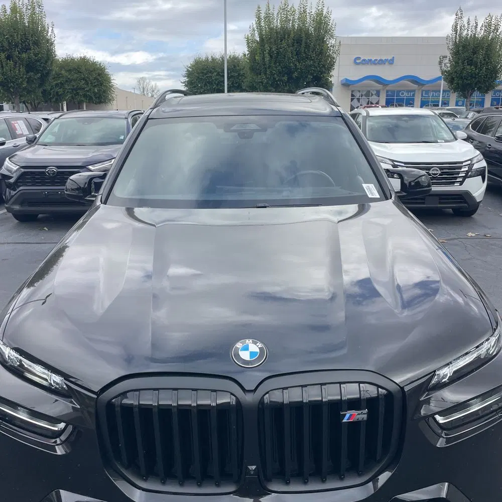 2025 BMW X7 M60i