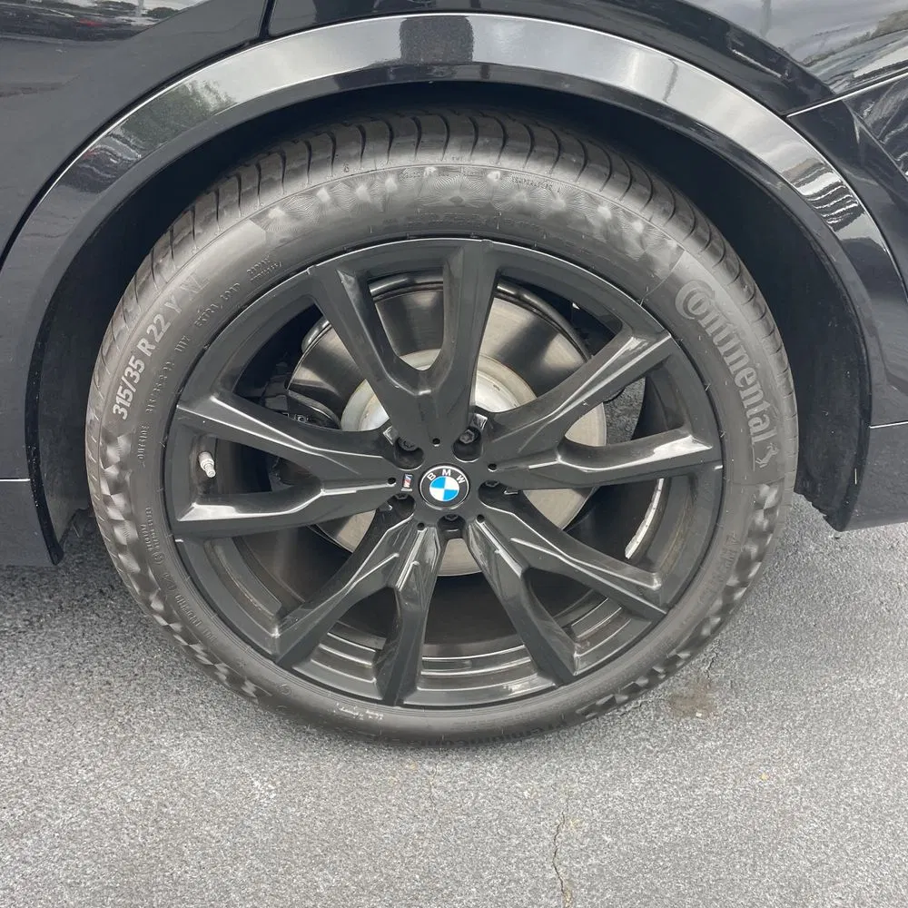 2025 BMW X7 M60i