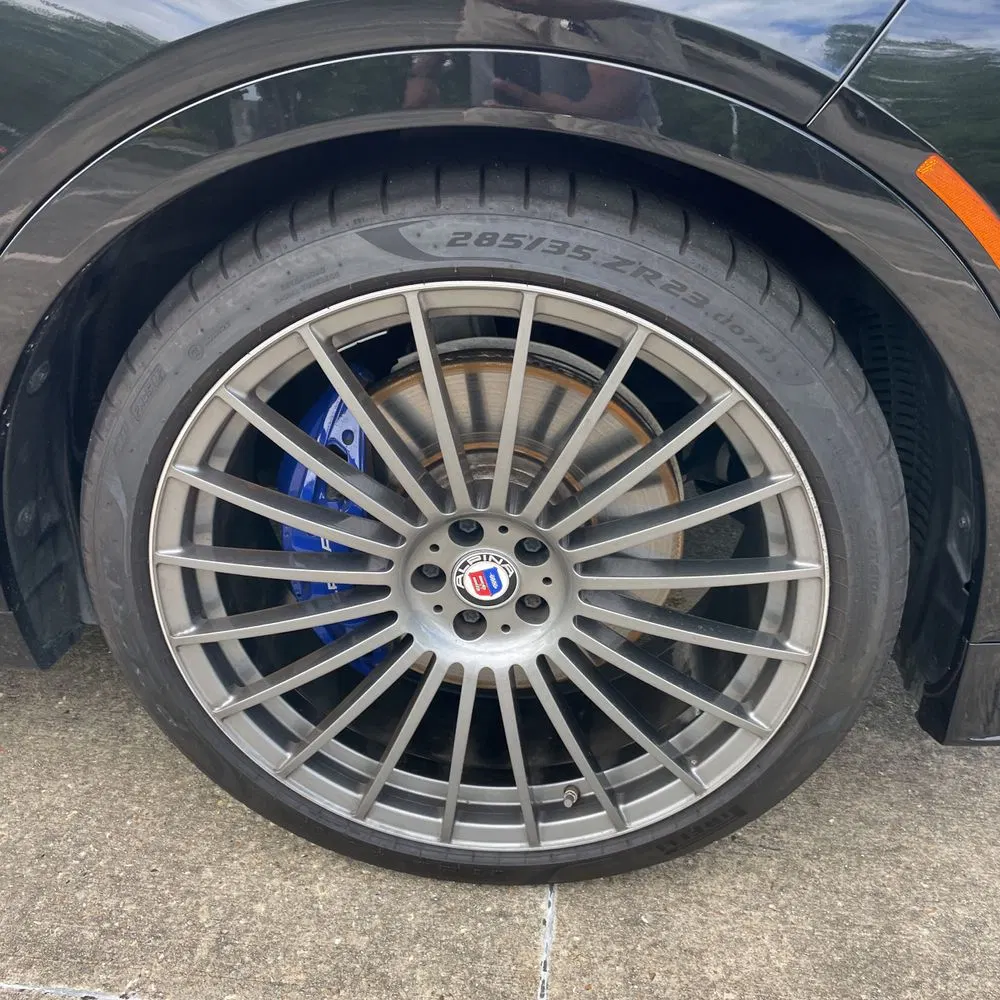 2024 BMW X7 Alpina XB7