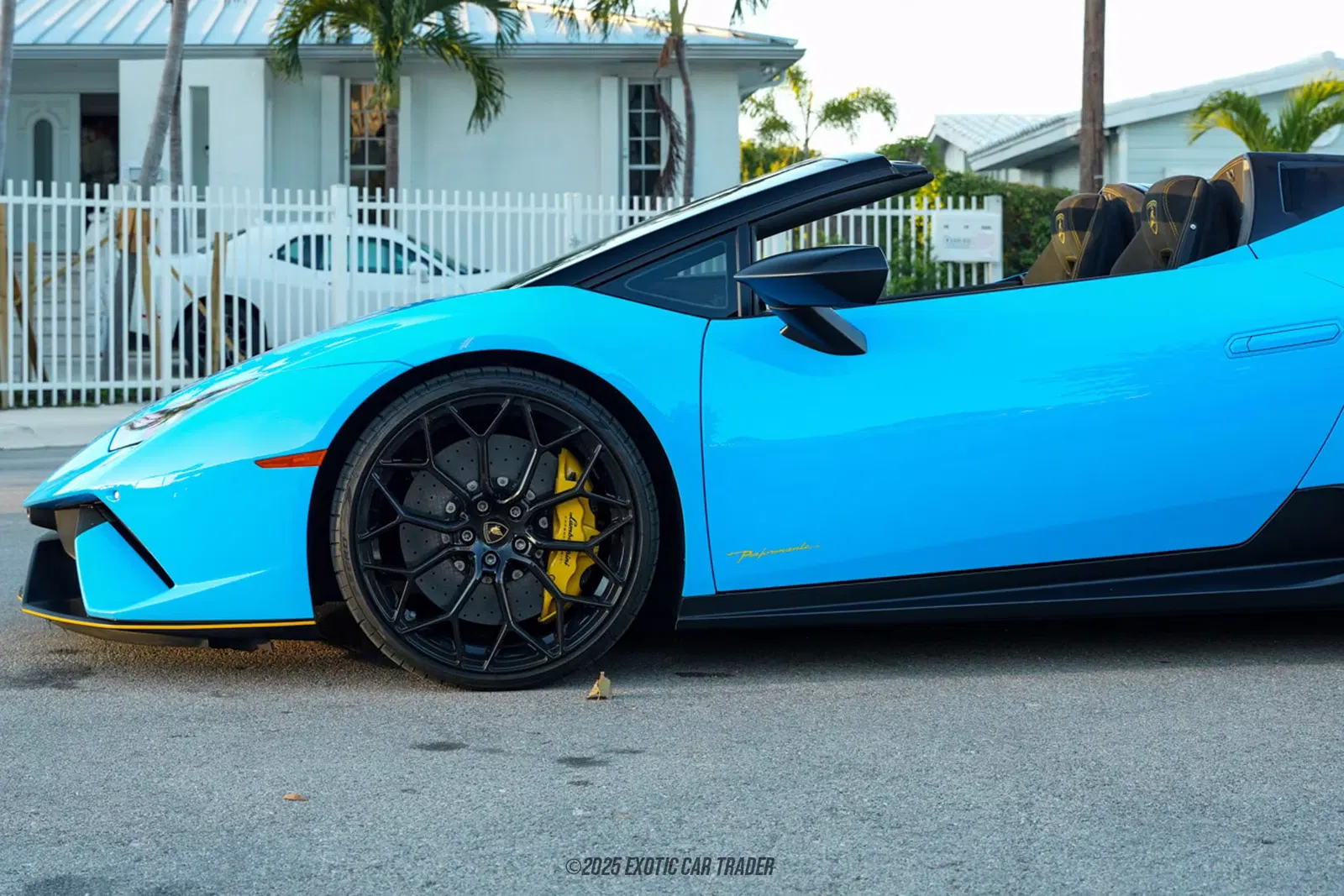2019 Lamborghini Huracan LP 640-4 Performante Spyder