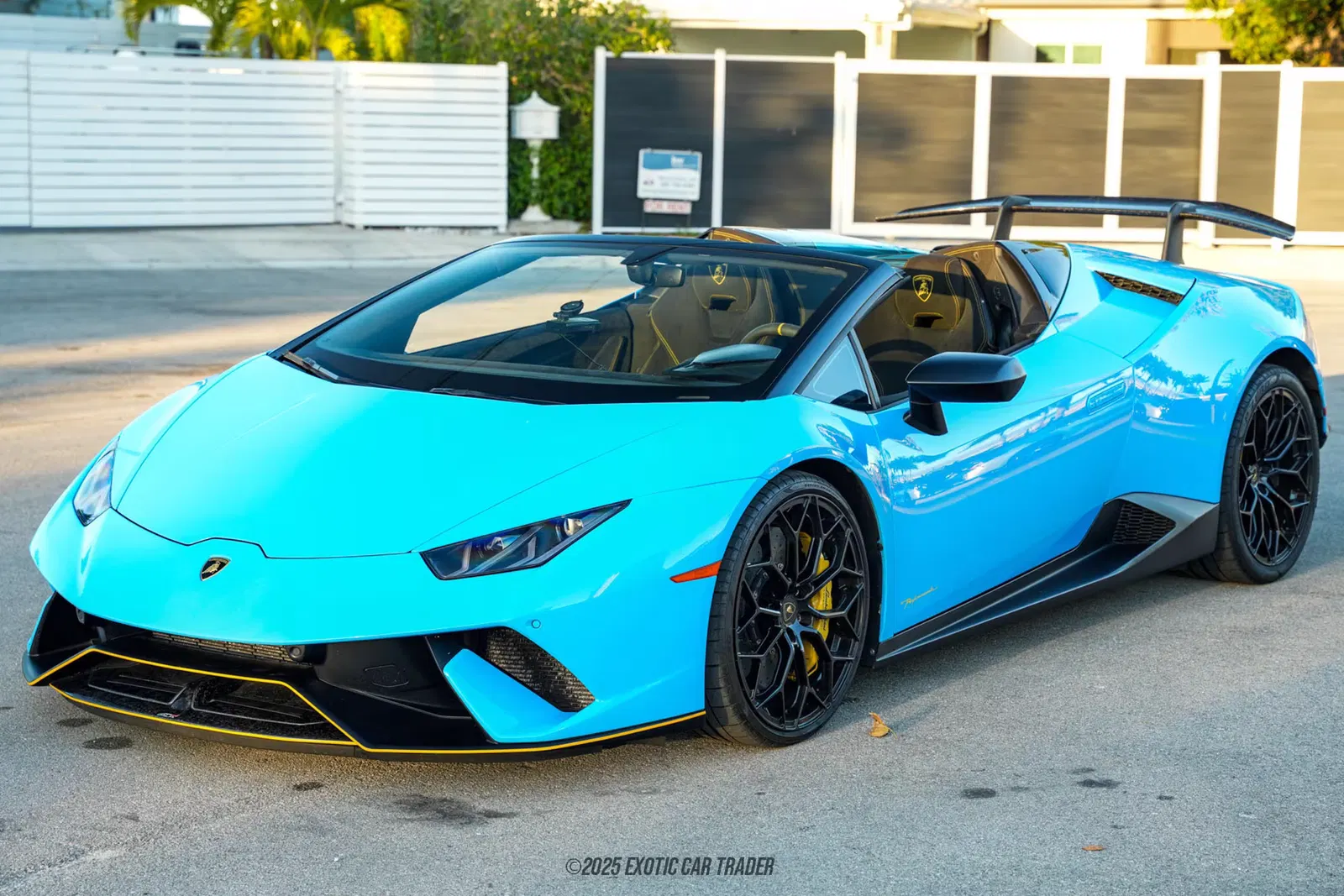 2019 Lamborghini Huracan LP 640-4 Performante Spyder