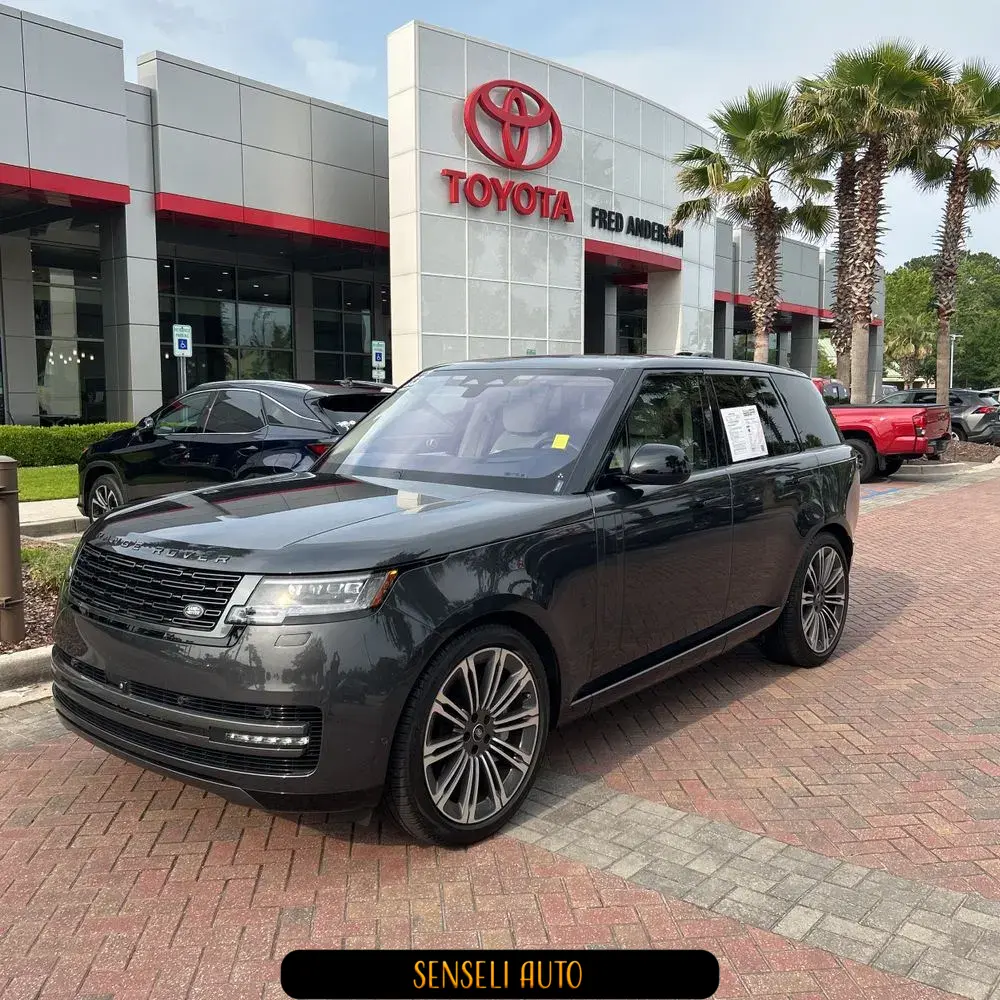 2023 Land Rover Range Rover P530 SE