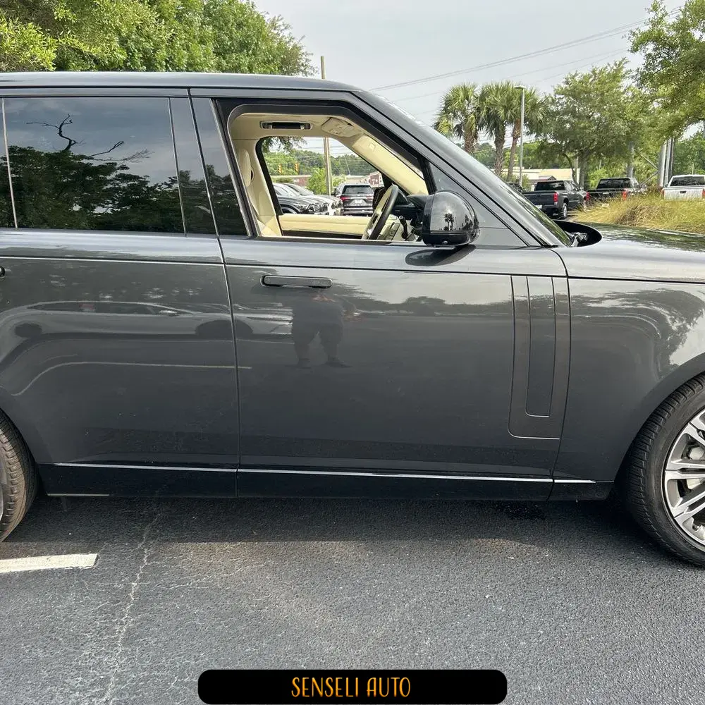 2023 Land Rover Range Rover P530 SE