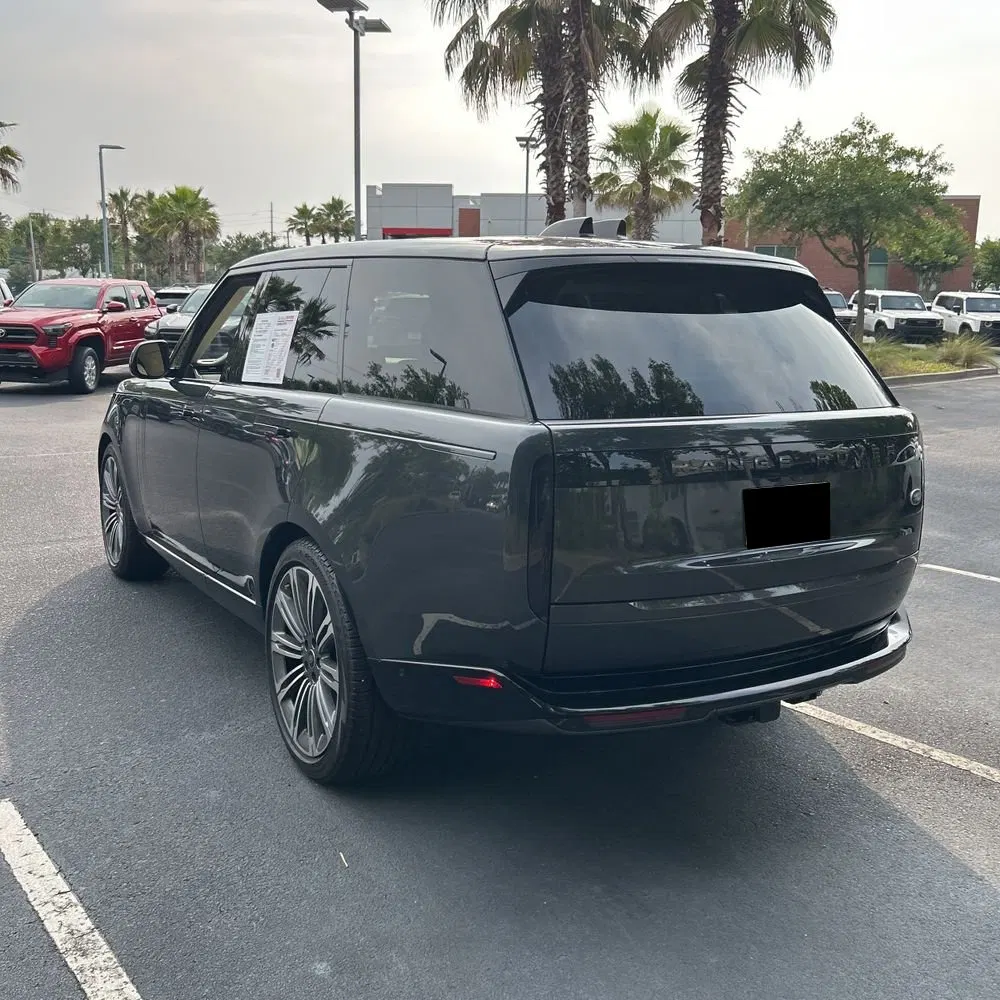 2023 Land Rover Range Rover P530 SE