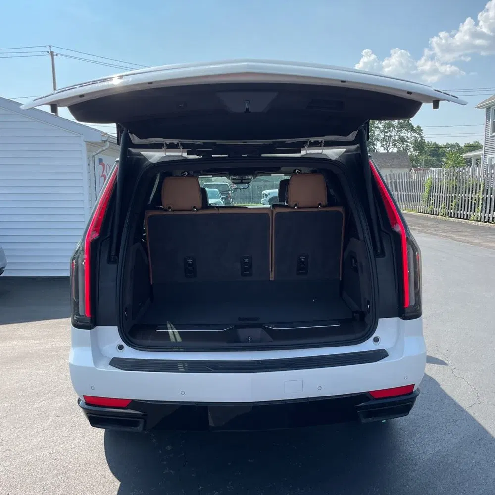 2022 Cadillac Escalade Sport
