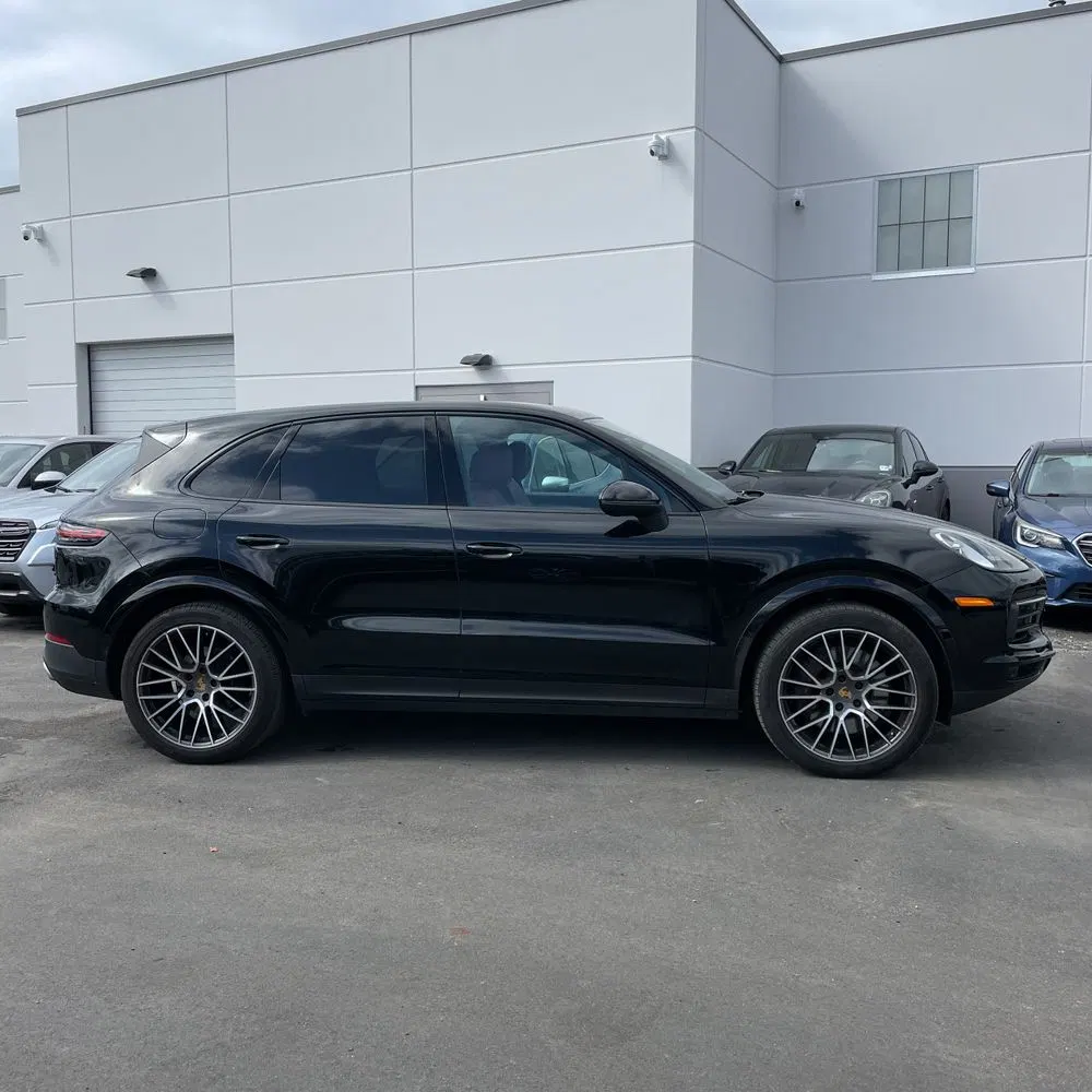 2021 Porsche Cayenne Base