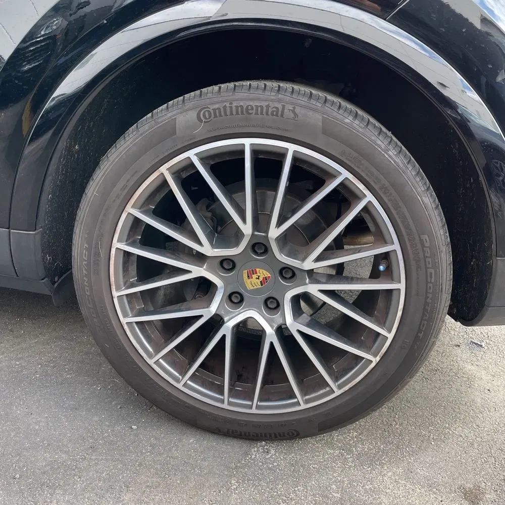2021 Porsche Cayenne Base