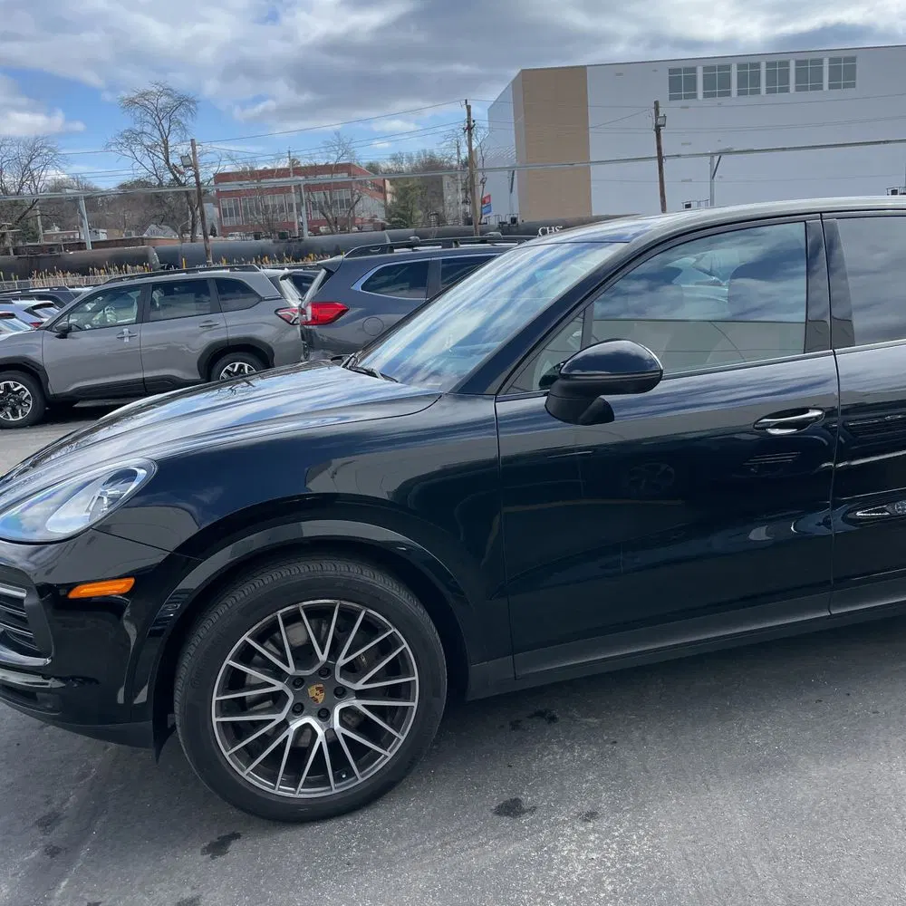 2021 Porsche Cayenne Base