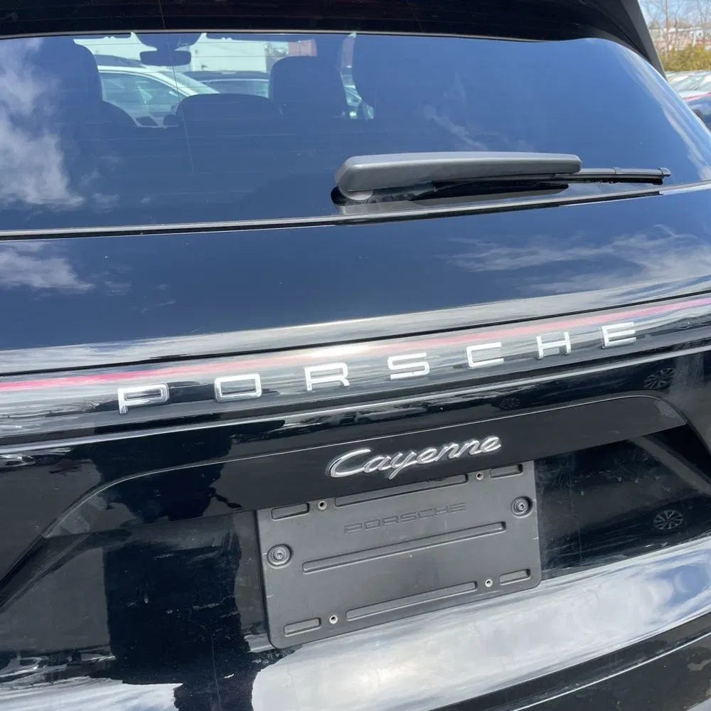 2021 Porsche Cayenne Base