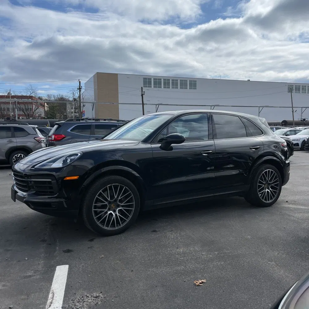 2021 Porsche Cayenne Base