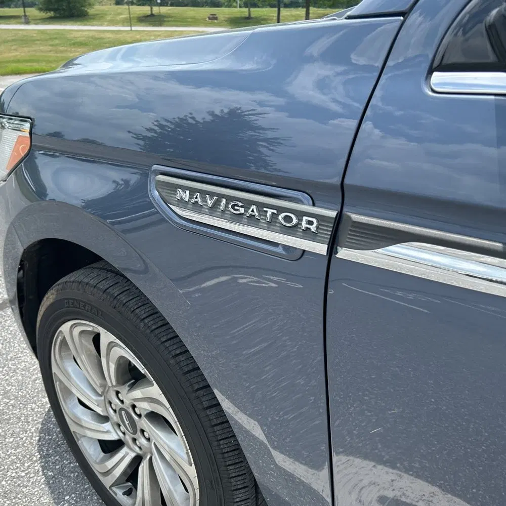 2023 Lincoln Navigator L Reserve