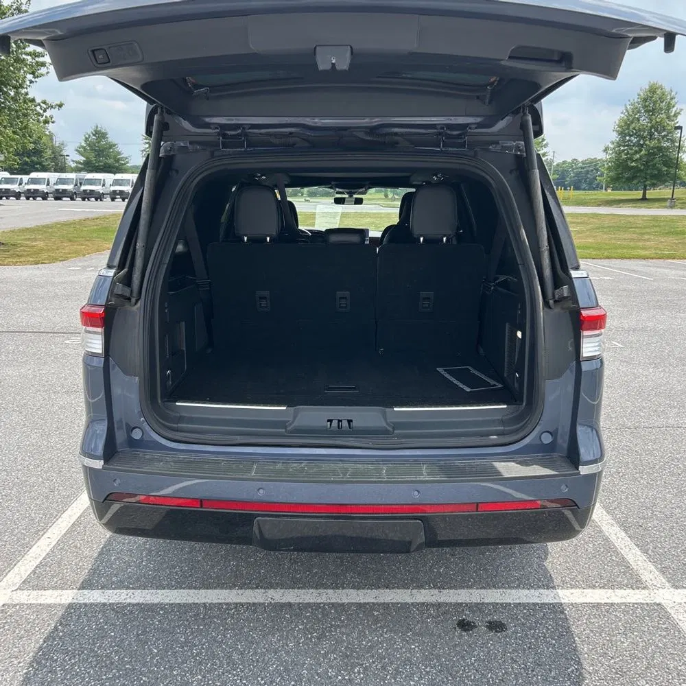 2023 Lincoln Navigator L Reserve