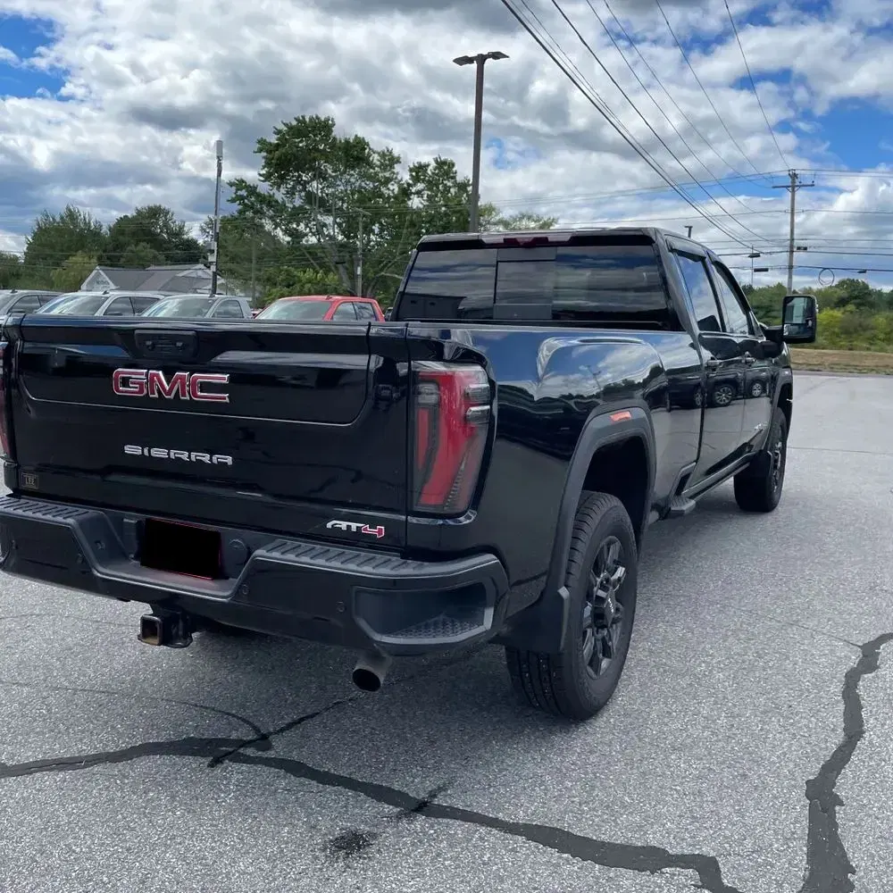 2024 GMC Sierra 2500HD AT4